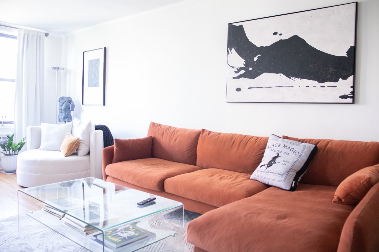 Rooms to Go sectional w queen size sleeper. Gently used less